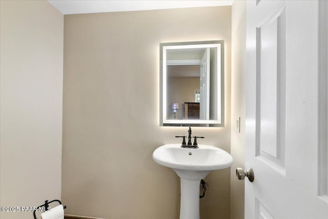 122 N Willow St, Prescott, AZ 86305 - view of bathroom