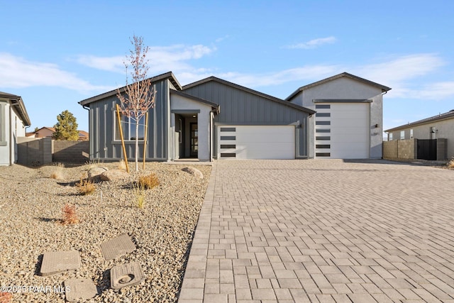 view of front of home featuring a garage