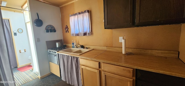 kitchen featuring sink