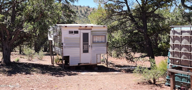 view of outbuilding