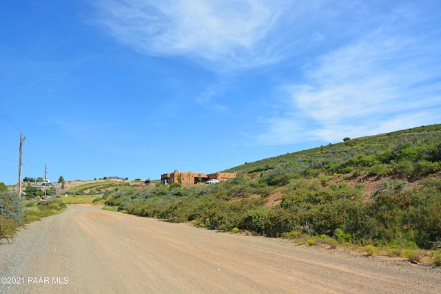 851 S Apache Knolls Trl, Dewey-Humboldt, AZ 86327 - photo 3