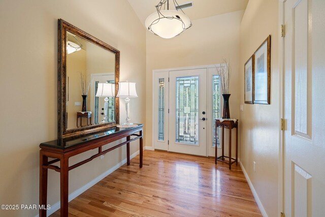 115 E Rosser St, Prescott, AZ 86301 - foyer entrance with light wood-type flooring