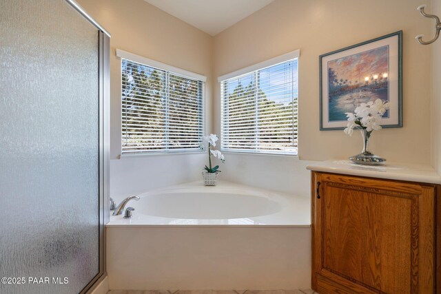 115 E Rosser St, Prescott, AZ 86301 - full bath featuring a shower stall and a garden tub