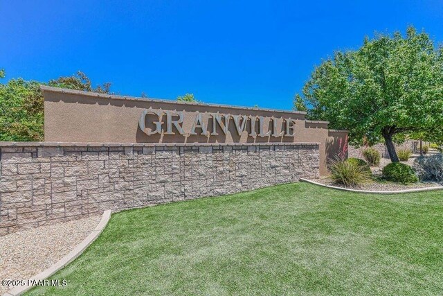 4276 N Pembroke St, Prescott Valley, AZ 86314 - community / neighborhood sign featuring a yard