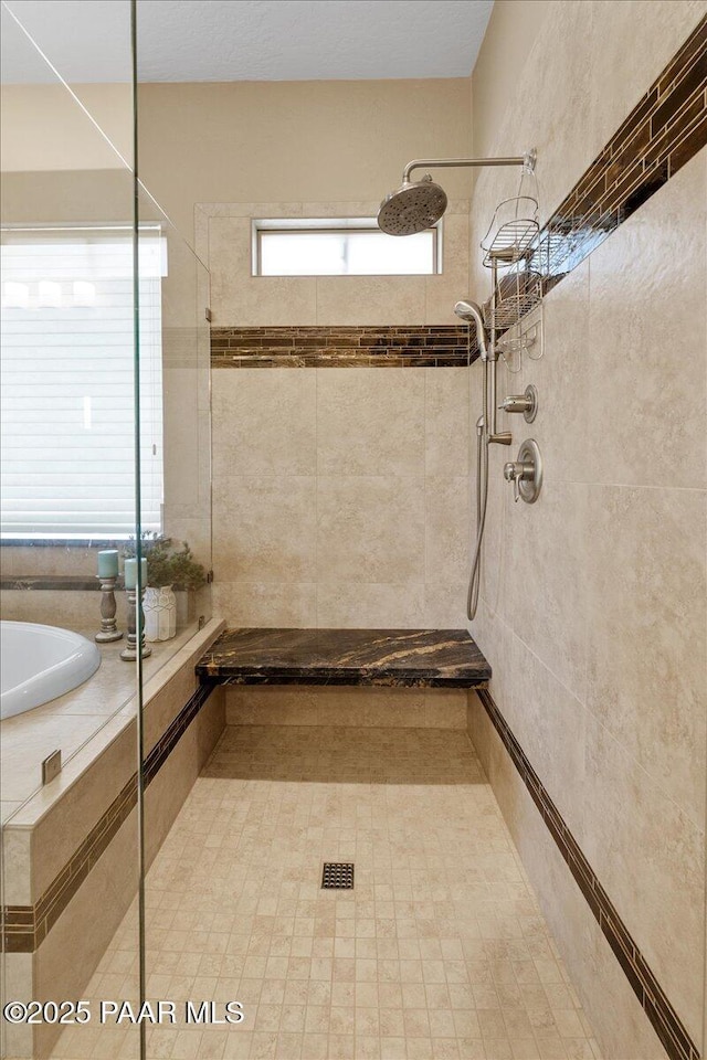 1183 Northridge Dr, Prescott, AZ 86301 - full bath with tiled shower