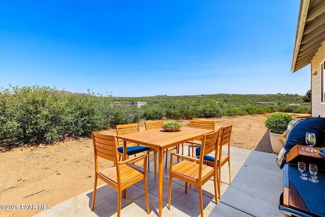 17940 E Native Dancer Ln, Dewey-Humboldt, AZ 86327 - view of patio featuring outdoor dining space