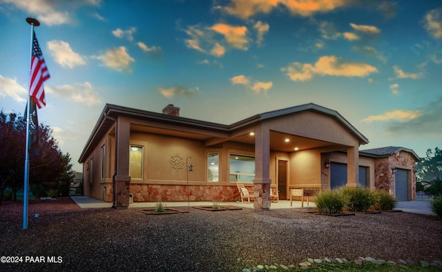 view of front facade featuring a garage