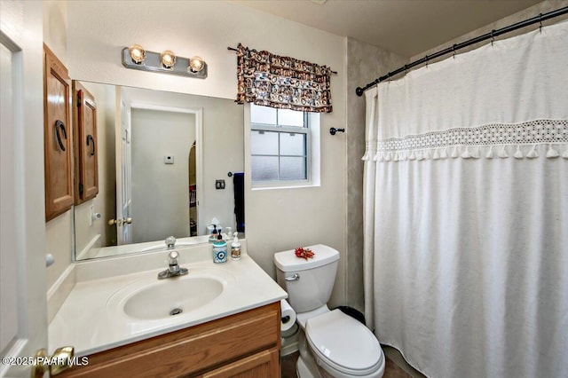 6174 N Viewpoint Dr, Prescott Valley, AZ 86314 - bathroom with toilet, vanity, and a shower with curtain