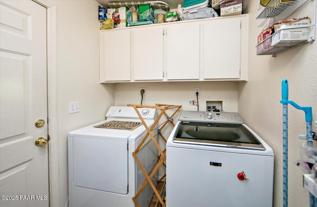 6174 N Viewpoint Dr, Prescott Valley, AZ 86314 - laundry area featuring cabinet space and independent washer and dryer