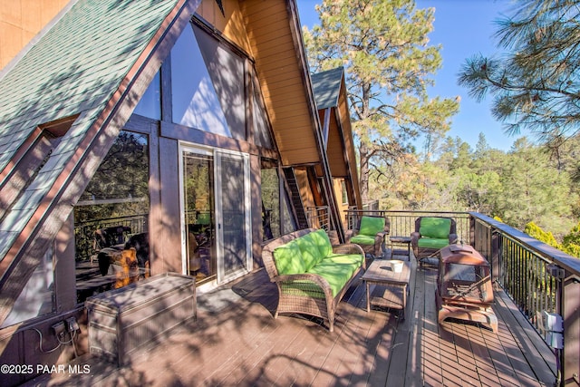 1520 W Sylvan Dr, Prescott, AZ 86305 - wooden deck featuring an outdoor hangout area