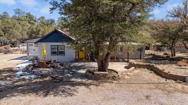 1467 N Vyne St, Prescott, AZ 86305 - view of front of house with a patio