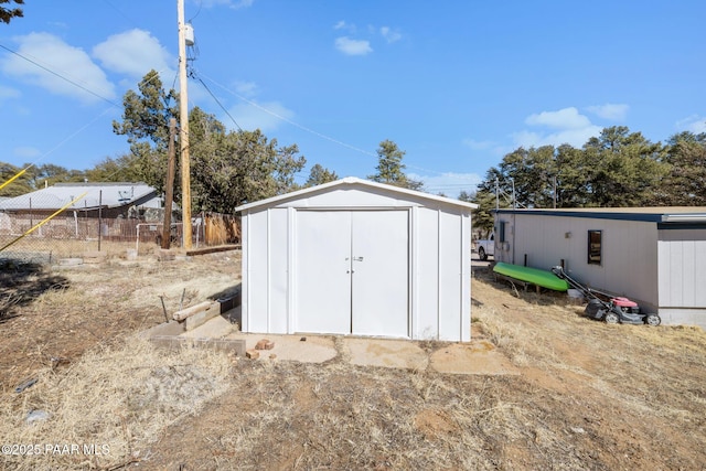 1467 N Vyne St, Prescott, AZ 86305 - view of shed with fence