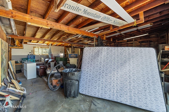 1467 N Vyne St, Prescott, AZ 86305 - interior space