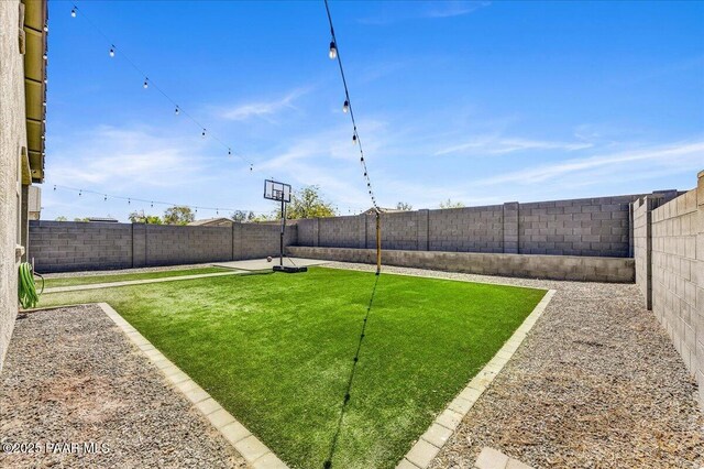 10429 W Crown King Rd, Tolleson, AZ 85353 - view of yard