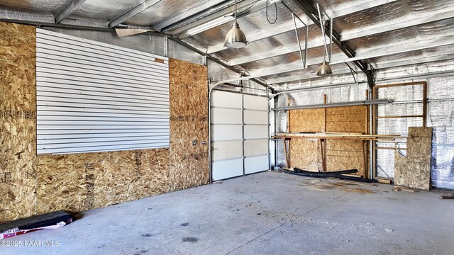 5640 N Burke Blvd, Rimrock, AZ 86335 - view of garage
