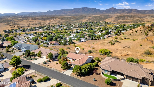 bird's eye view with a mountain view