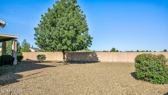 7876 N Siesta Sunset Ln, Prescott Valley, AZ 86315 - view of yard with a fenced backyard