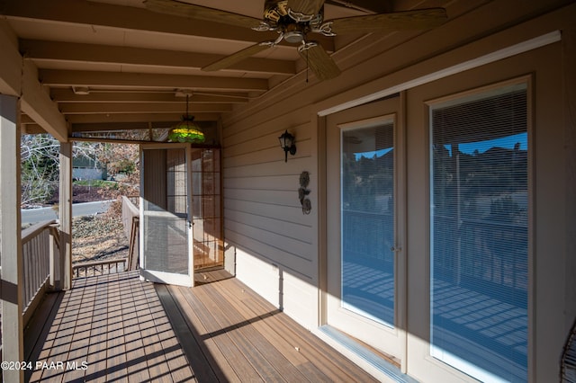 deck with ceiling fan