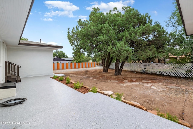 315 N Robinson Dr, Prescott, AZ 86303 - view of yard featuring fence and a patio area