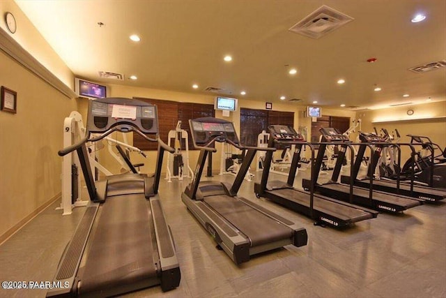 7273 Woolsey Ranch Rd, Prescott Valley, AZ 86314 - workout area featuring recessed lighting