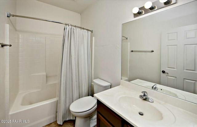 full bathroom featuring shower / bath combination with curtain, vanity, and toilet