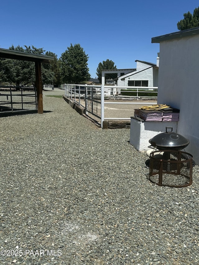 13502 S Burton Rd, Mayer, AZ 86333 - view of yard
