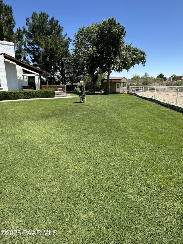 13502 S Burton Rd, Mayer, AZ 86333 - view of yard