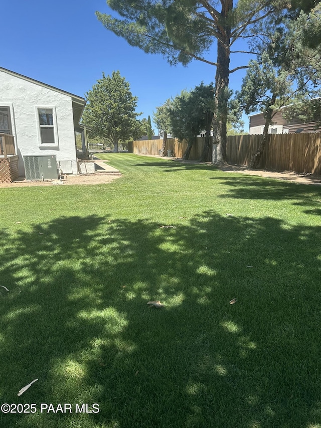 13502 S Burton Rd, Mayer, AZ 86333 - view of yard