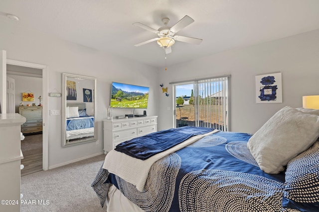 983 N Rolling Green Rd, Dewey-Humboldt, AZ 86327 - bedroom featuring access to exterior, light carpet, and a ceiling fan