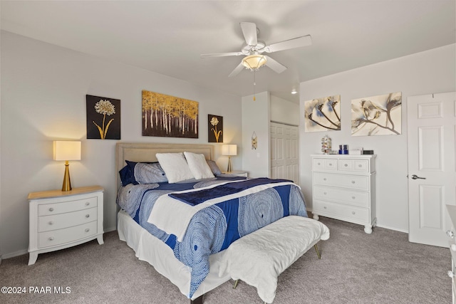 983 N Rolling Green Rd, Dewey-Humboldt, AZ 86327 - bedroom featuring carpet, a closet, and a ceiling fan