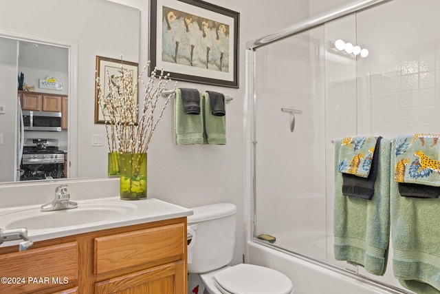 983 N Rolling Green Rd, Dewey-Humboldt, AZ 86327 - bathroom featuring vanity and shower / bath combination with glass door