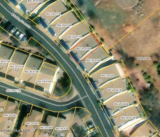 983 N Rolling Green Rd, Dewey-Humboldt, AZ 86327 - aerial map of property and surrounding area with property parcel outlined