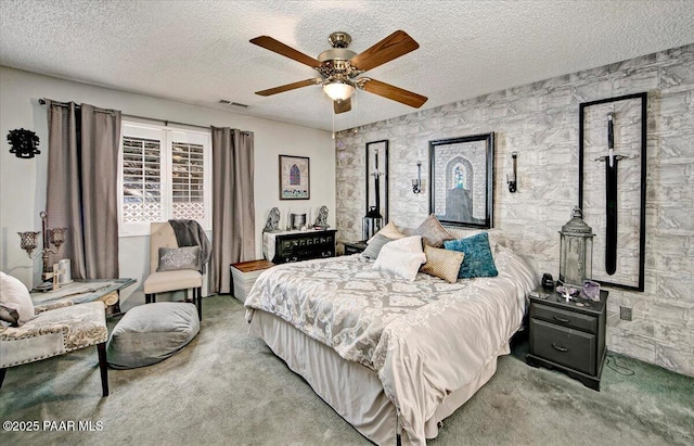 435 Jasmine Ln, Prescott, AZ 86301 - bedroom with carpet flooring, a textured ceiling, visible vents, and a ceiling fan