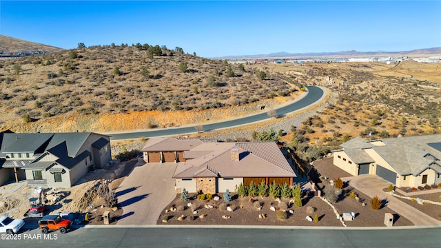 bird's eye view with a mountain view