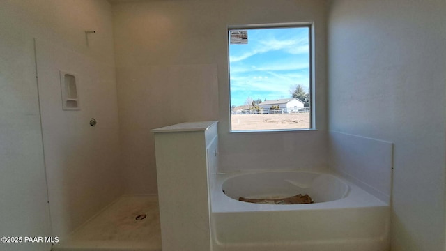 2485 Dillon Blvd, Chino Valley, AZ 86323 - full bath featuring walk in shower and a bath