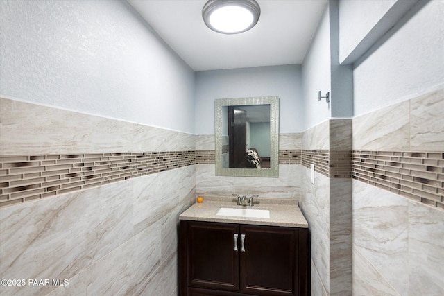 4937 S Deer Trl, Prescott, AZ 86303 - bathroom featuring tile walls and vanity