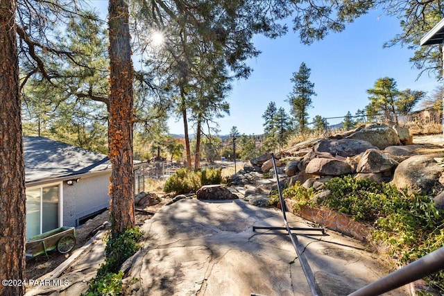 1568 W Thumb Butte Rd, Prescott, AZ 86305 - view of yard featuring a patio area