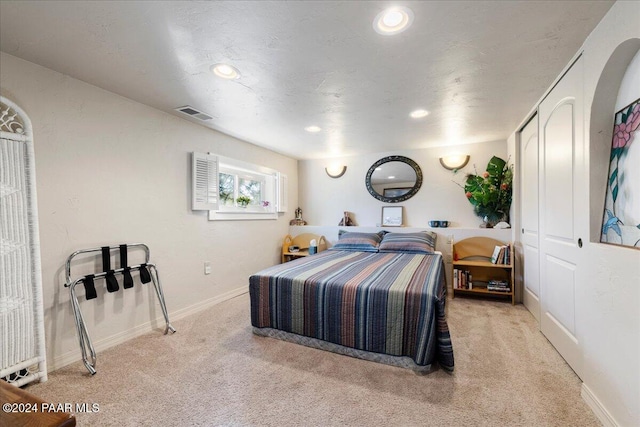 1568 W Thumb Butte Rd, Prescott, AZ 86305 - bedroom featuring carpet floors, recessed lighting, and a closet