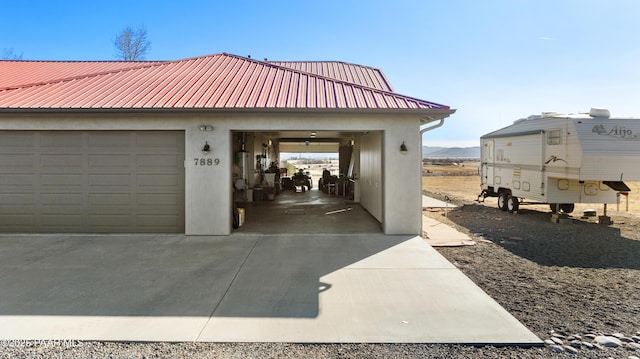 7889 E Dog Ranch Rd, Prescott Valley, AZ 86315 - garage with concrete driveway