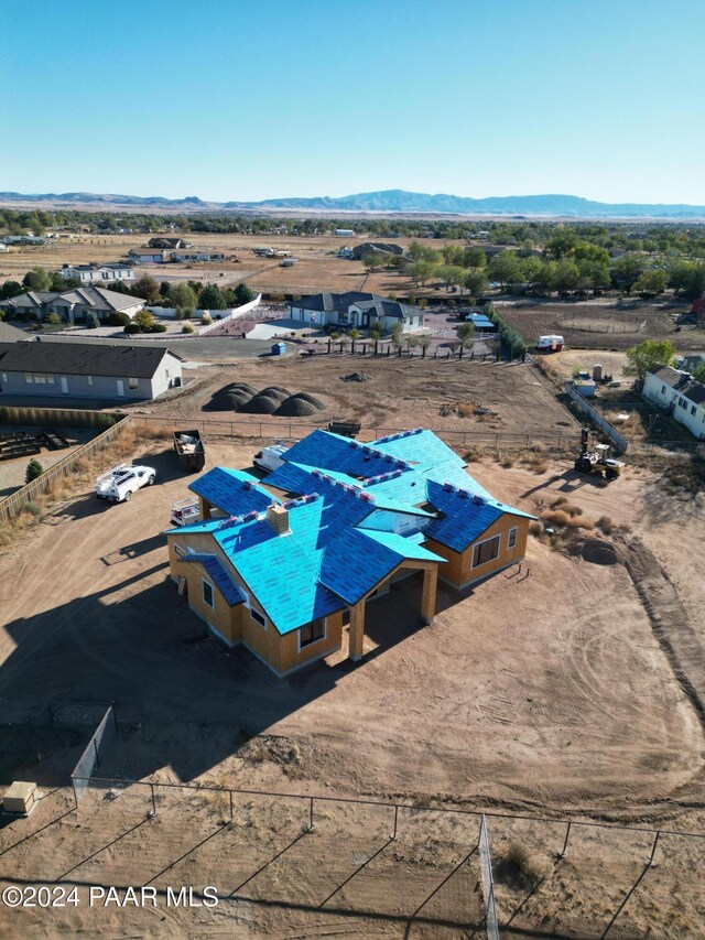 drone / aerial view featuring a mountain view