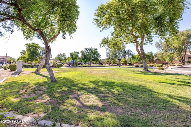 3713 W Nancy Ln, Phoenix, AZ 85041 - view of property's community with a lawn