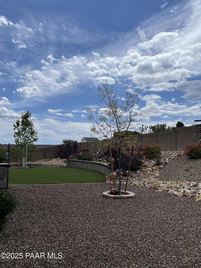 6175 Greer Ln, Prescott Valley, AZ 86314 - view of yard featuring a fenced backyard