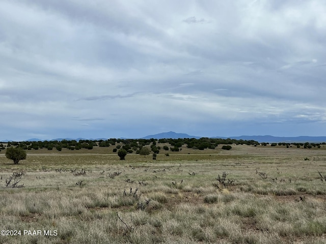 47130 N Falcon Flight Way, Ash Fork, AZ 86320