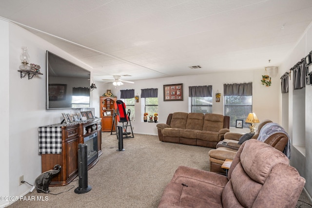 2049 N Maricopa St, Chino Valley, AZ 86323 - living area with carpet, plenty of natural light, and ceiling fan