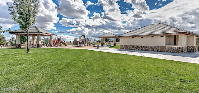 7785 E Bramble Berry Ln, Prescott Valley, AZ 86315 - view of grassy yard featuring a gazebo