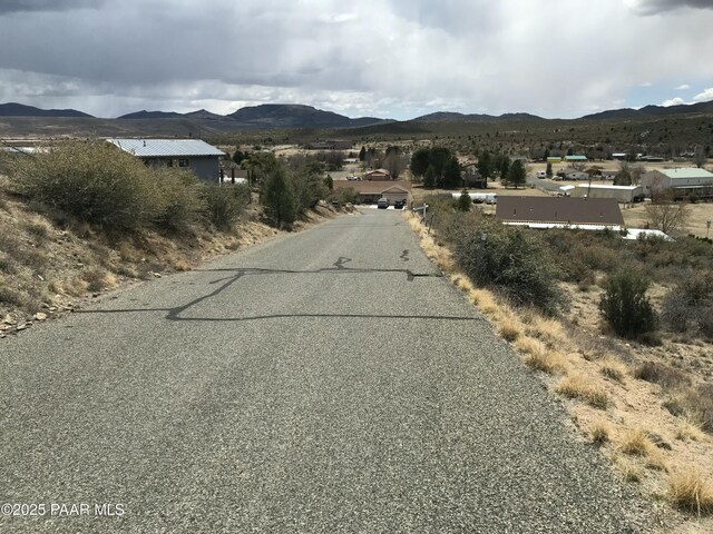 18404 S Niblick Dr, Peeples Valley, AZ 86332 - photo 5