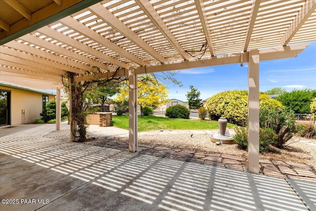 1640 W Grasshopper Ln, Chino Valley, AZ 86323 - view of patio featuring fence