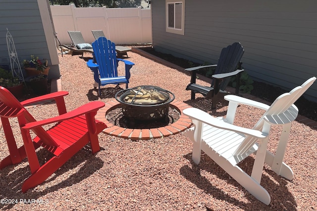 306 S Mt Vernon Ave, Prescott, AZ 86303 - view of patio with an outdoor fire pit and fence