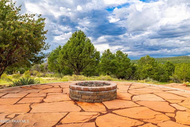 2667 N Overlook Dr, Williams, AZ 86046 - view of patio / terrace with a fire pit