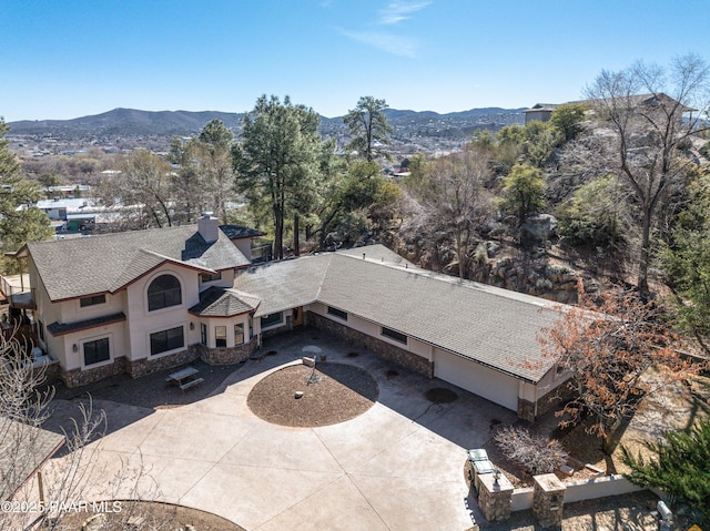 bird's eye view with a mountain view